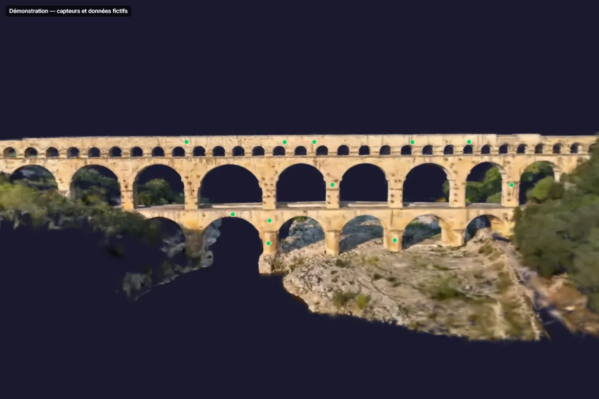 Captura del visor 3D de SensyTwin (interfaz en francés): el Pont du Gard reconstruido con Gaussian splatting, visto de frente, con marcadores de sensores ficticios